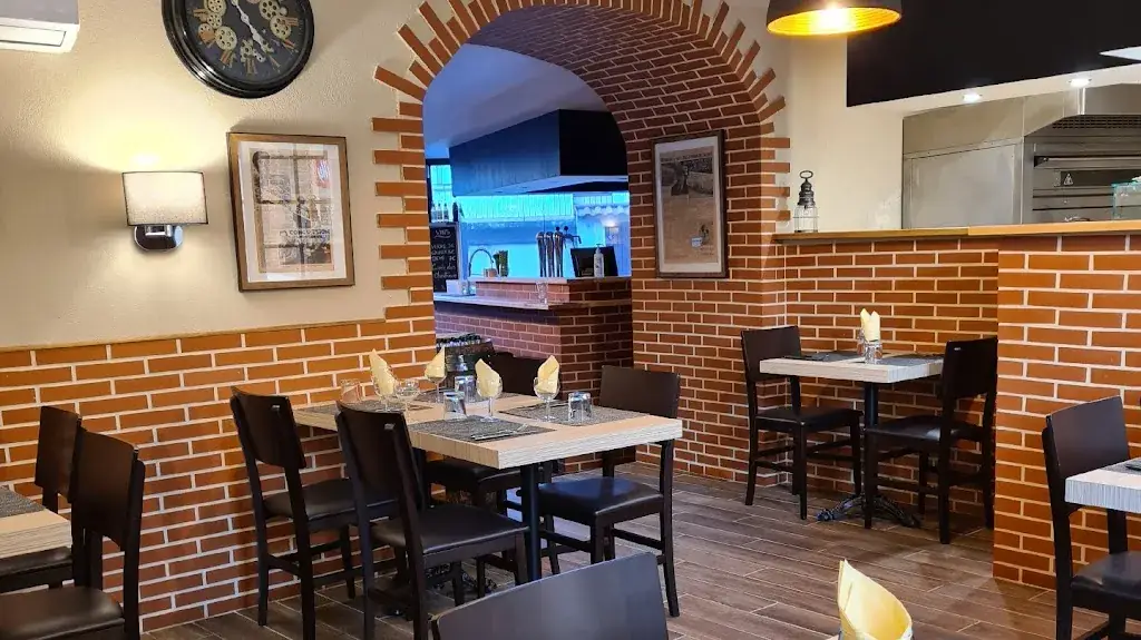 Restaurant Pizzeria Al Capone restaurant in Montbrison