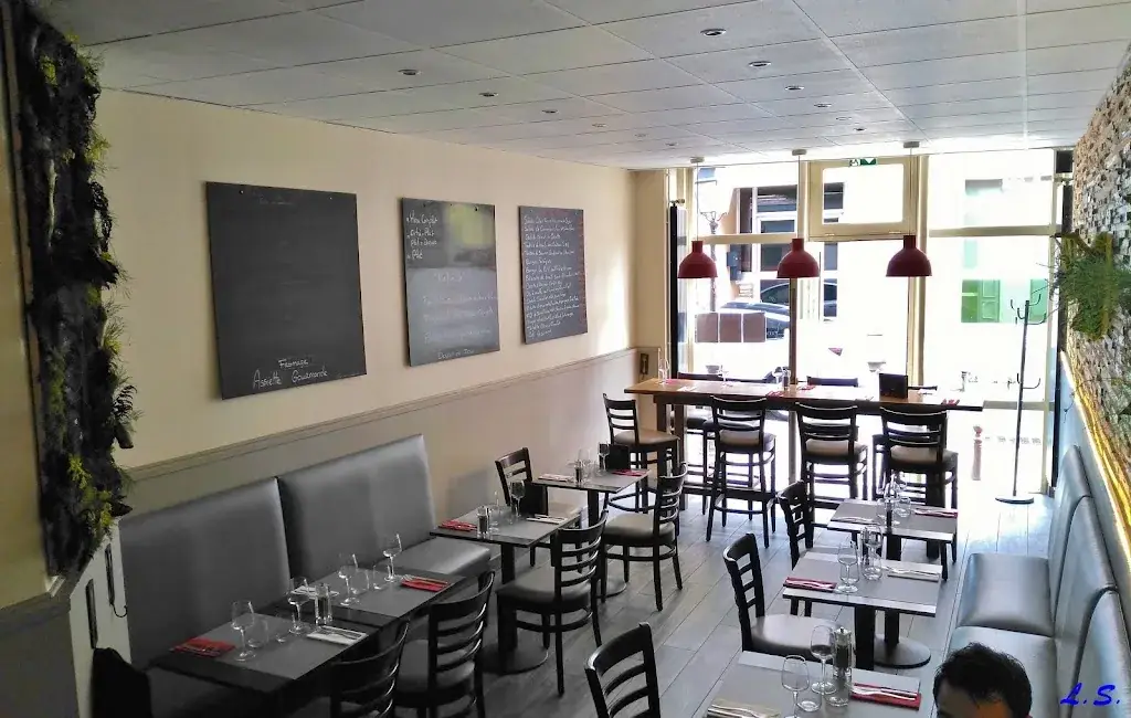 La Table_Montbrison_slider_image_3