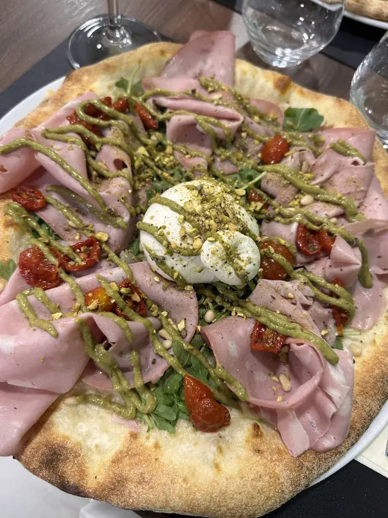 Laureline Blg_LA LEXAMBRA_Montcy-Notre-Dame_review