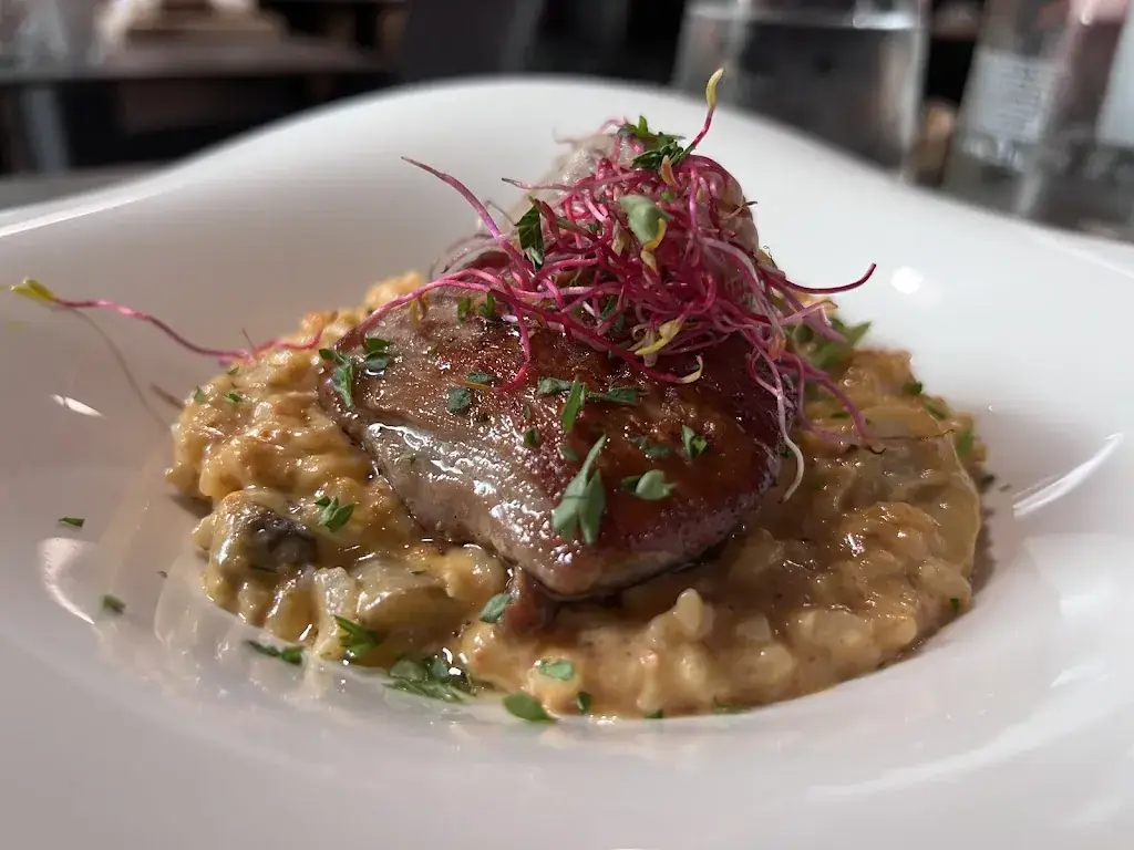 Mattia Gorin_AUX 4 SAISONS_Montbrison_review