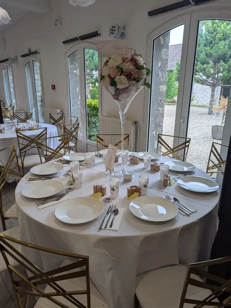 Domaine Malar_Guillerval_slider_image_1