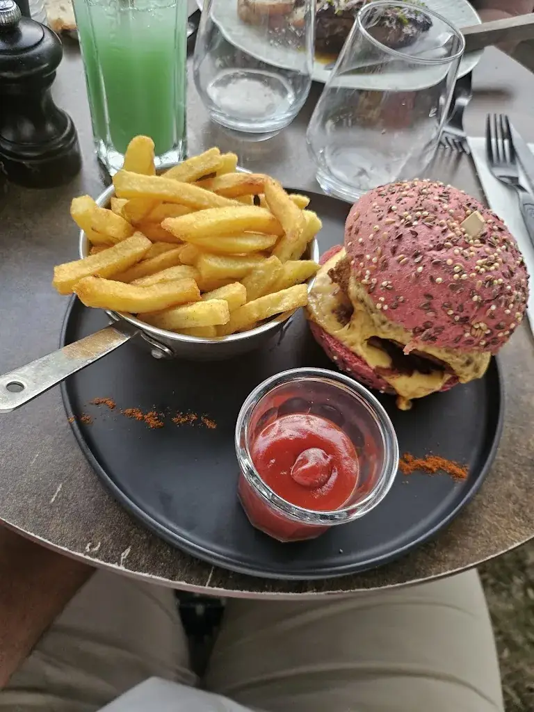 Domaine Malar_Guillerval_slider_image_3