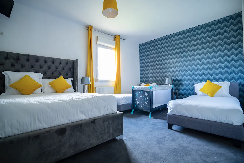 Hotel Restaurant Authentic By Balladins - Field Malar_Guillerval_slider_image_3