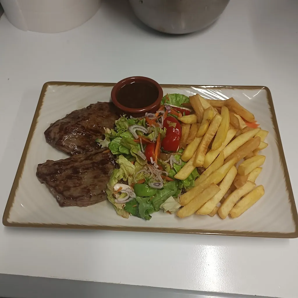 Restaurant bar angervillois_Angerville_slider_image_3