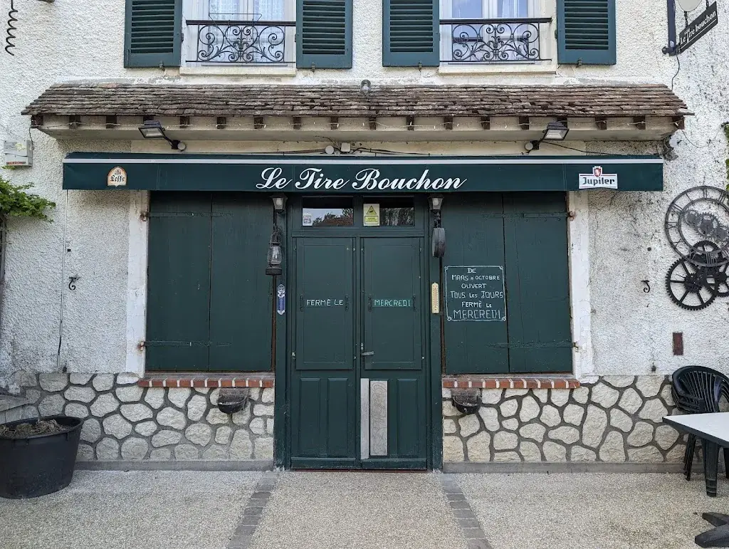 Le Tire Bouchon_Boigneville_slider_image_1