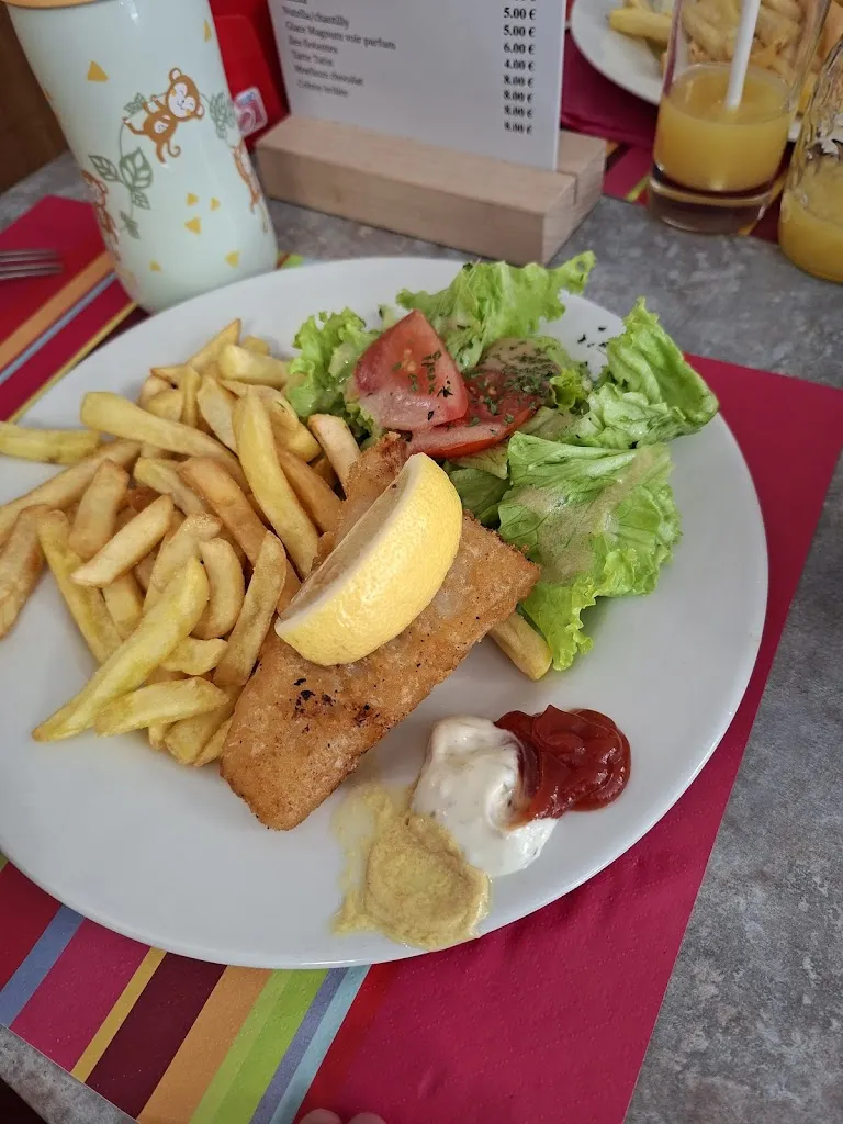 Bar-Café Le Parisien restaurant in Der