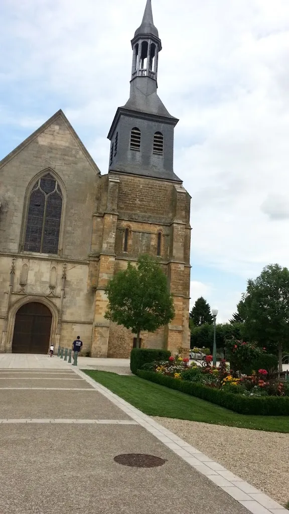 Bar-Café Le Parisien_Der_slider_image_3