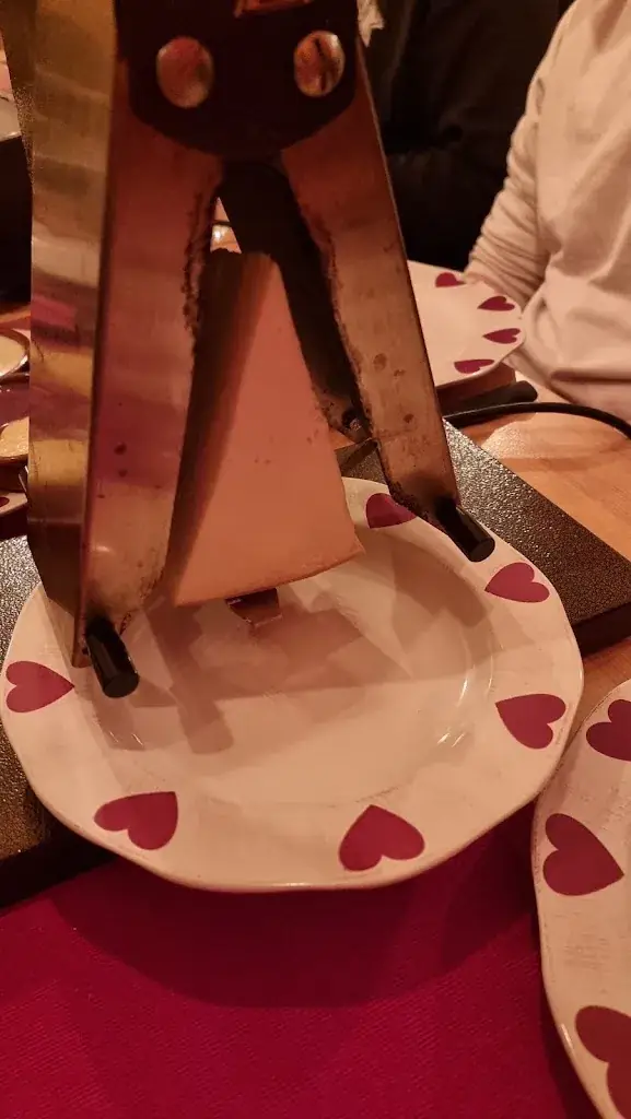 Océane MARNAT_Chez les fondus Montbrison_Montbrison_review