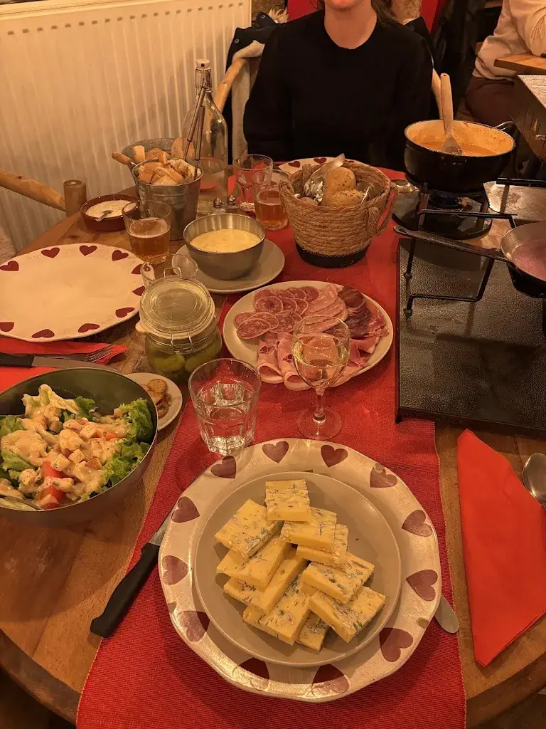 Chez les fondus Montbrison_Montbrison_slider_image_2