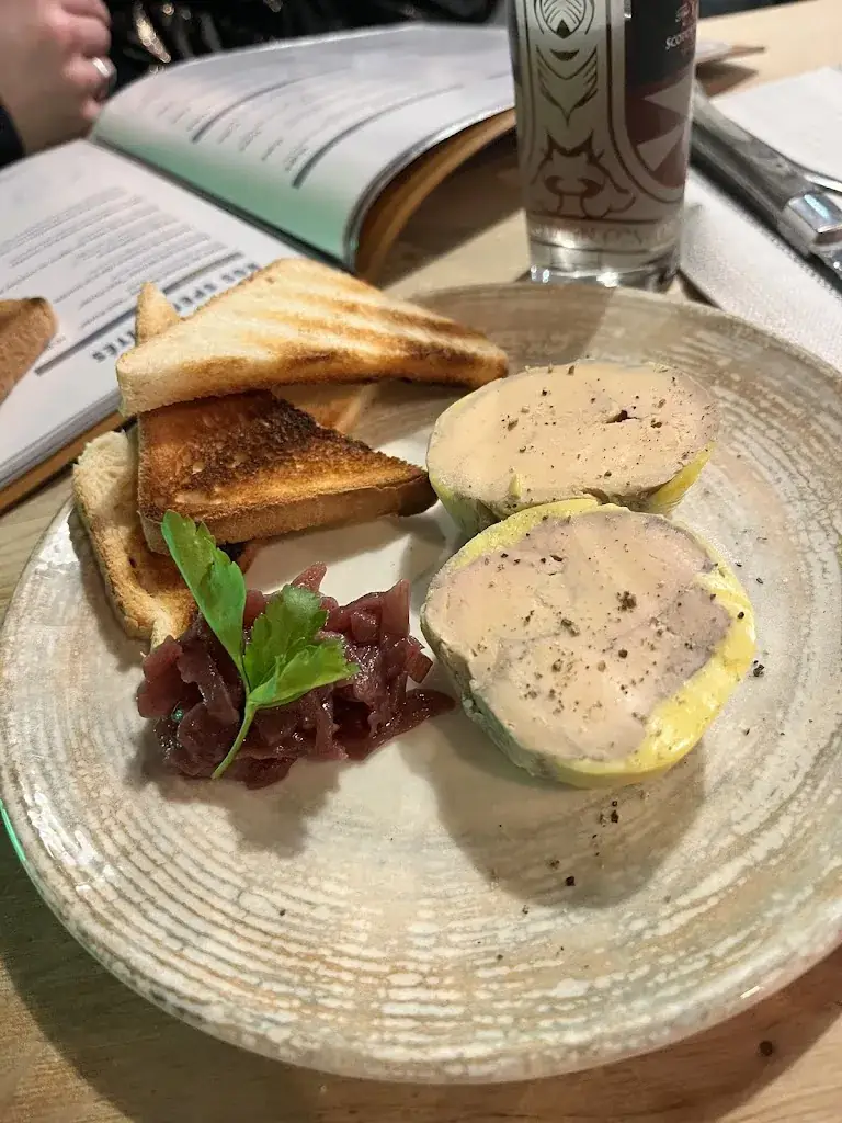 Elisa Basset_restaurant Tournebroche_Montbrison_review