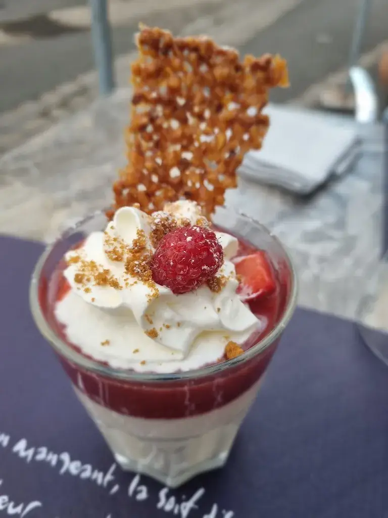 julien melmoux_La syllabe_Montbrison_review