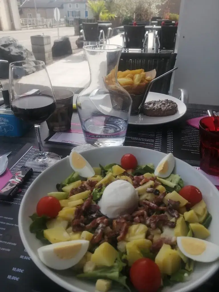 Véquie BONNET STUDER_Pizz à Lolo_Mattaincourt_review