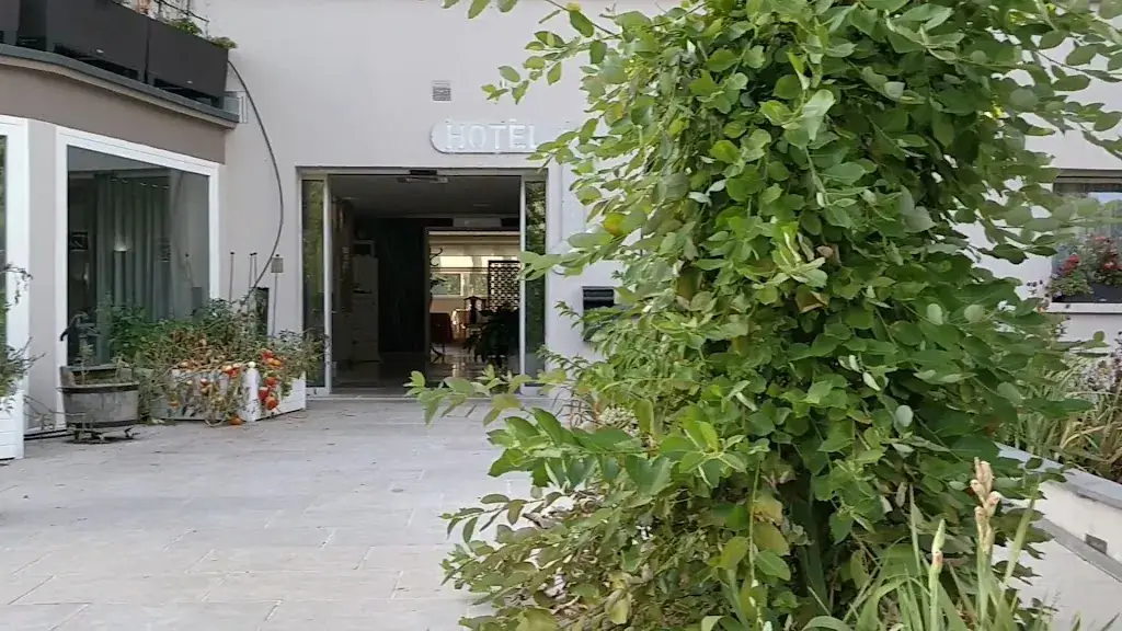 Hôtel Auberge du Parc_Baudricourt_slider_image_1