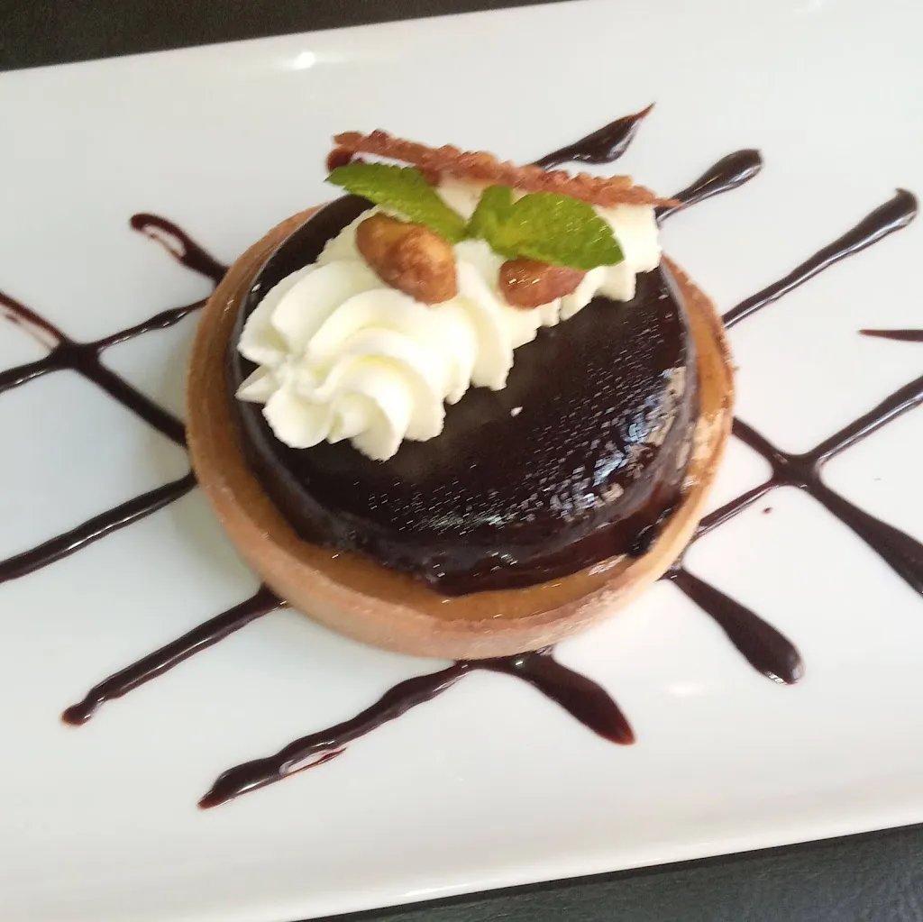 Les Echevins_Mouzon_slider_image_3