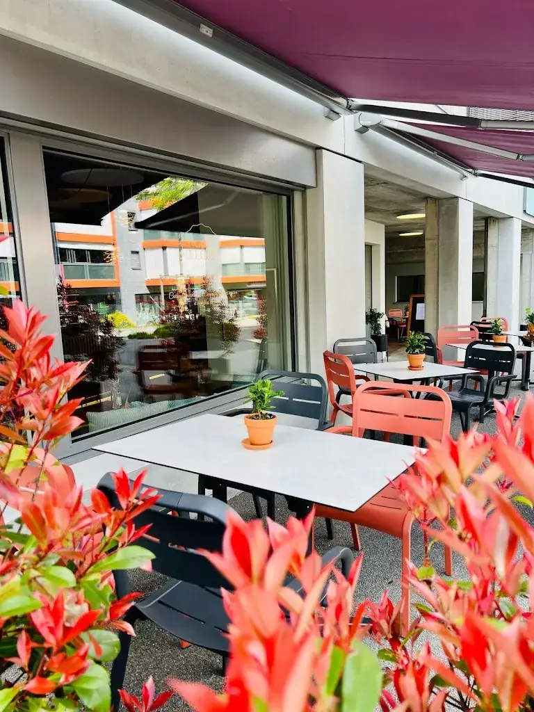 Café Flora Bulle_Bulle_slider_image_3