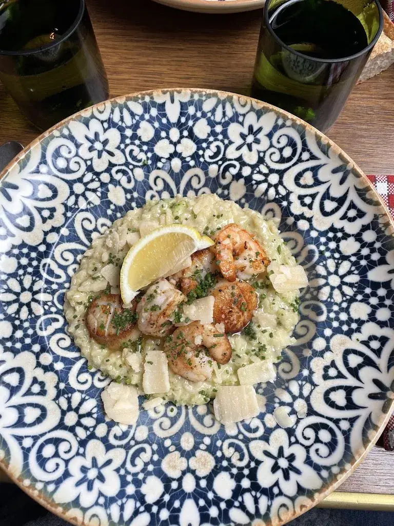 Lolo Pell_Café Comptoir_Montbrison_review