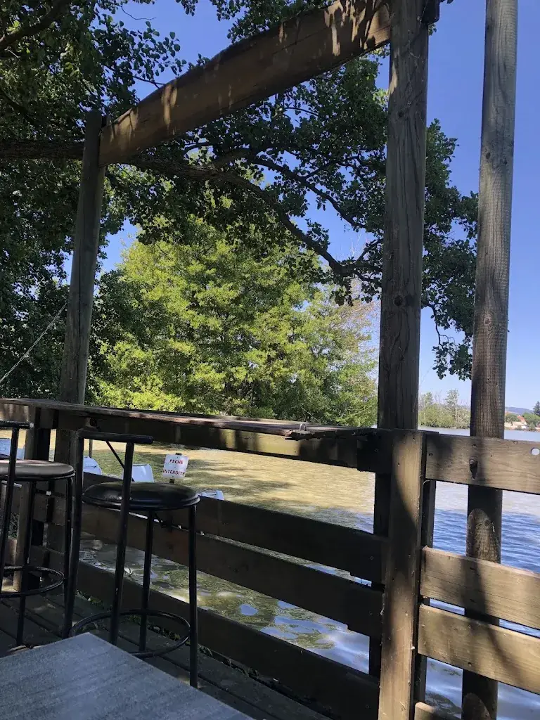 La cabane de l'étang_Savigneux_slider_image_3