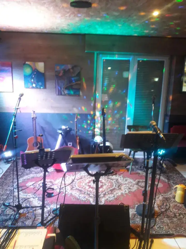 Alison Werle_Restaubar_Roggenhouse_review