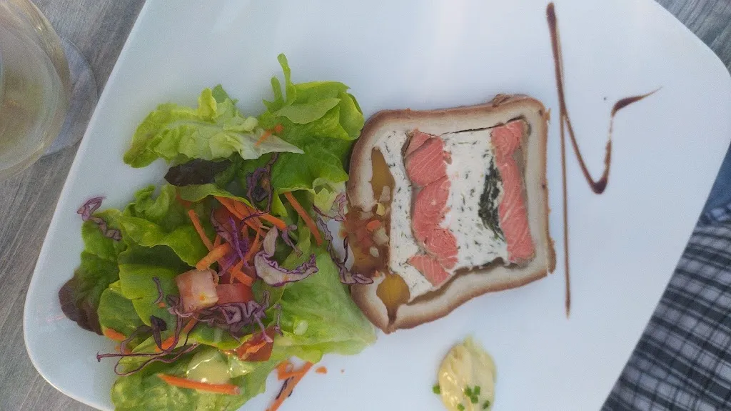 Auberge les Trabuches_Saint-Romain-le-Puy_slider_image_2