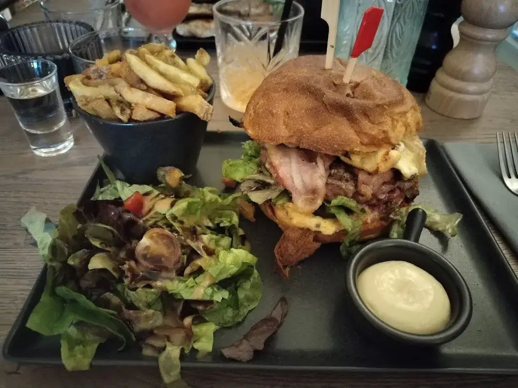 Marilyne Guillemard_Restaurant - Pub La Roue Libre_Montmirail_review