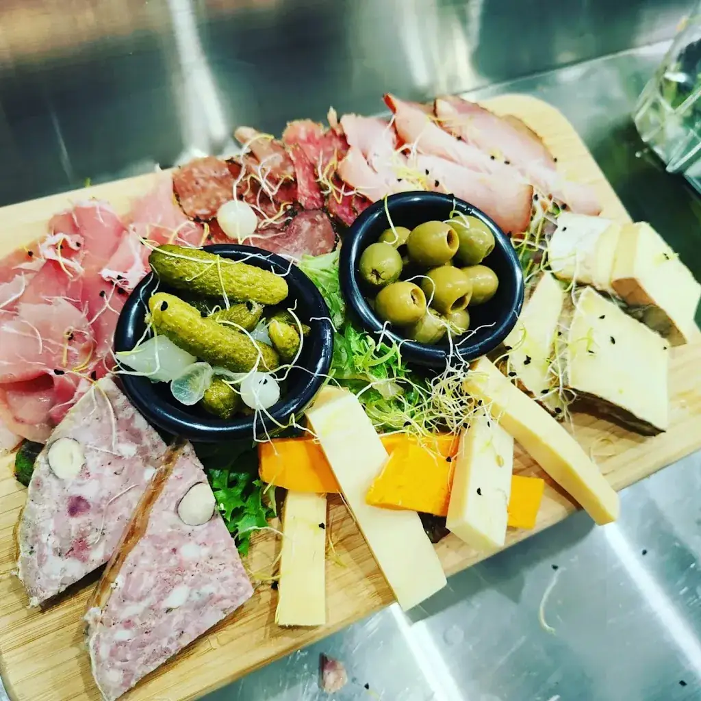 Restaurant - Pub La Roue Libre_Montmirail_slider_image_3