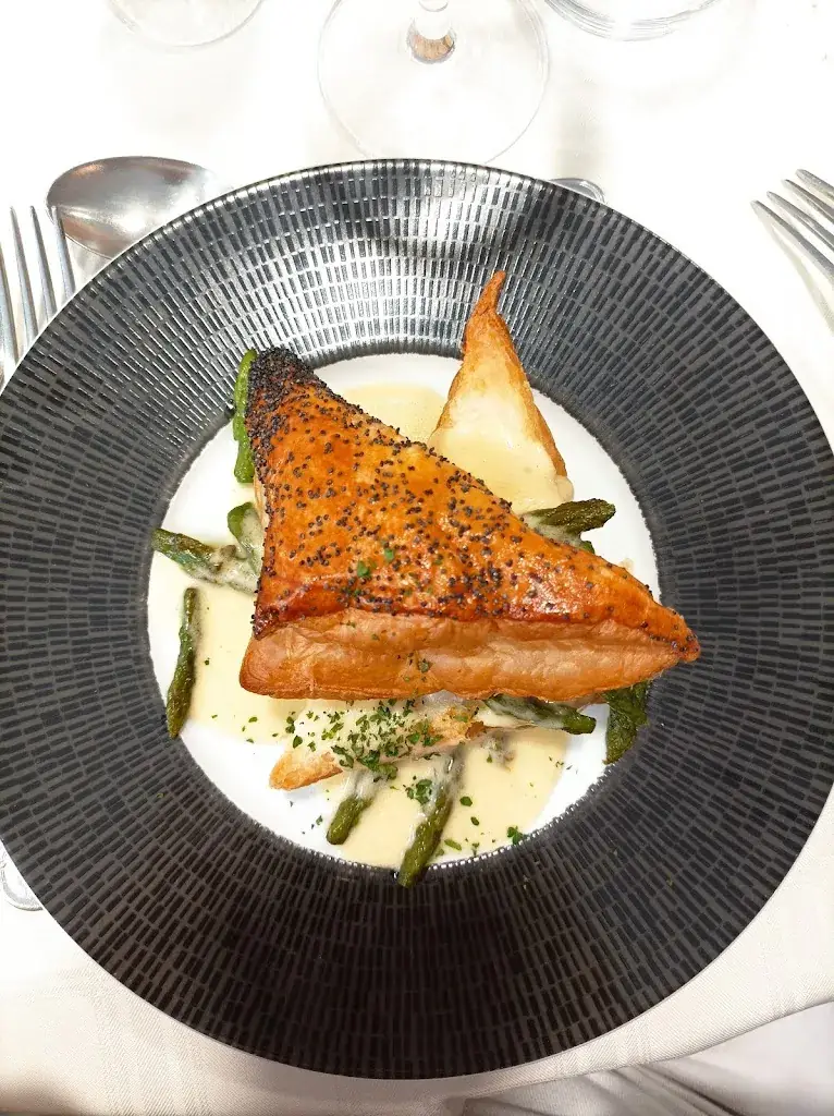 Menü_Le Grand Condé - hôtel-restaurant-traiteur_Montmirail_Bild_4