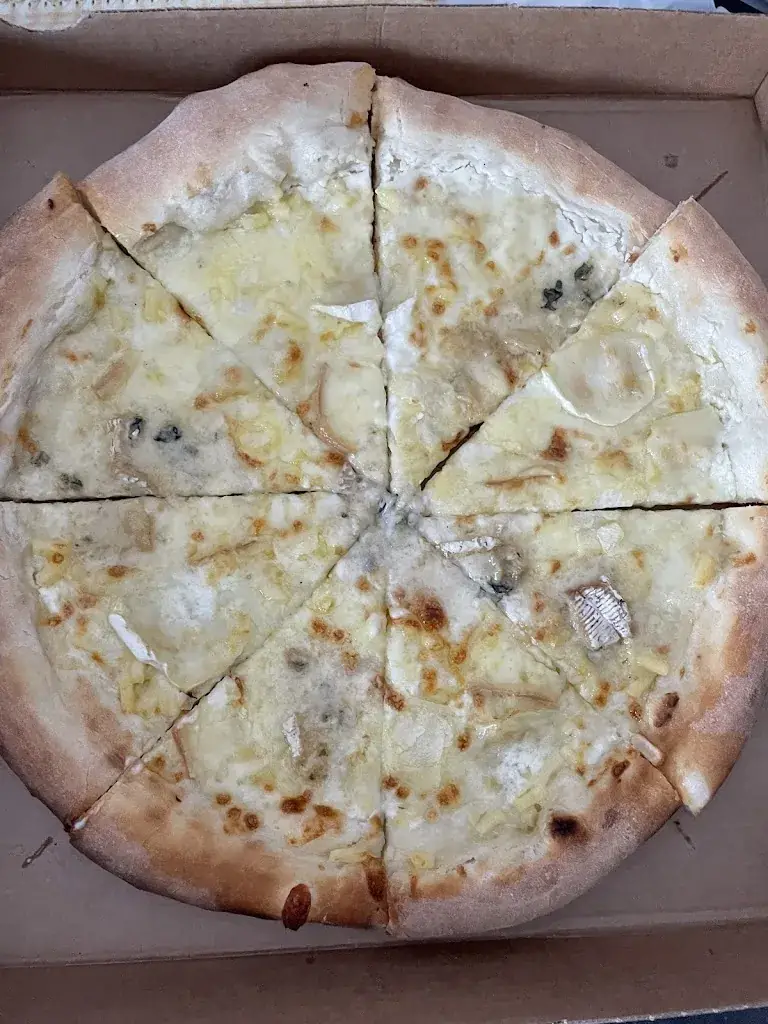 Ade Line_FOOD ET PIZZA_Montmirail_review