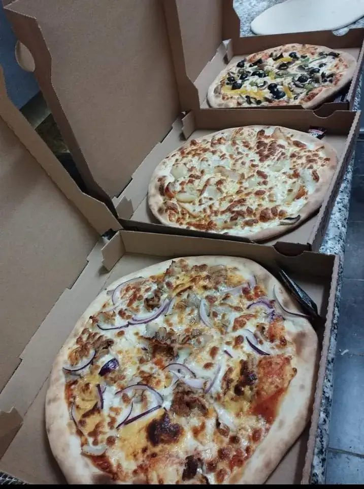 FOOD ET PIZZA_Montmirail_slider_image_2