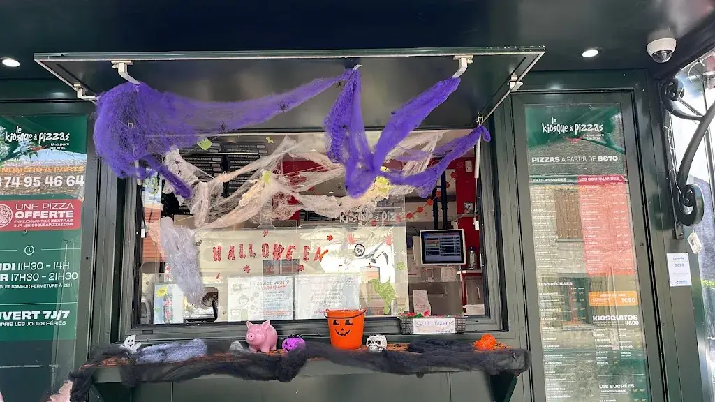 Flavie Boda_Le kiosque à pizzas Montmirail_Montmirail_review