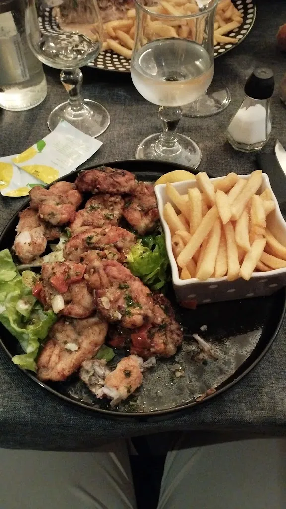 typhaine Strasbach_CHEZ PAVA_Metz_review