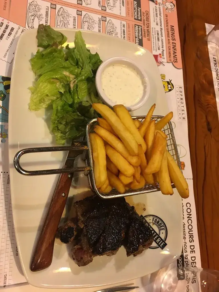 Lea Baduria_La Patatine_Augny_review