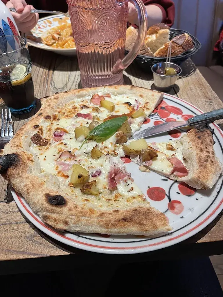 Yannick LH_Queen Mamma - Waves_Moulins-lès-Metz_review