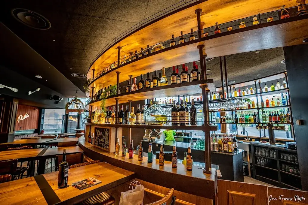 Queen Mamma - Waves_Moulins-lès-Metz_slider_image_1