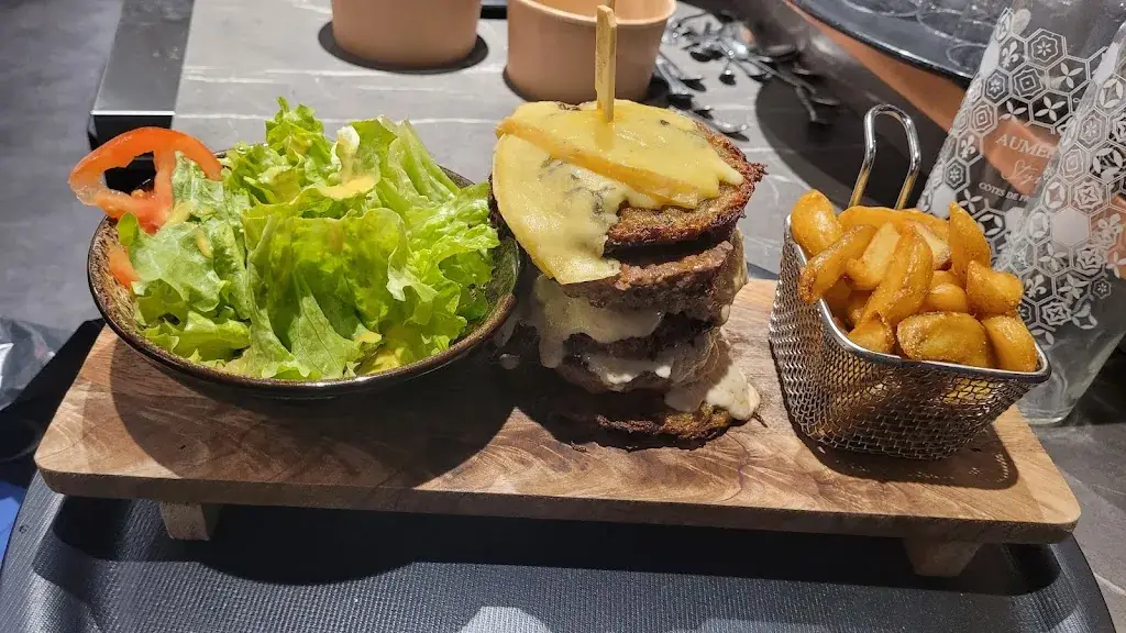 Brasserie le QG_Savigneux_slider_image_3