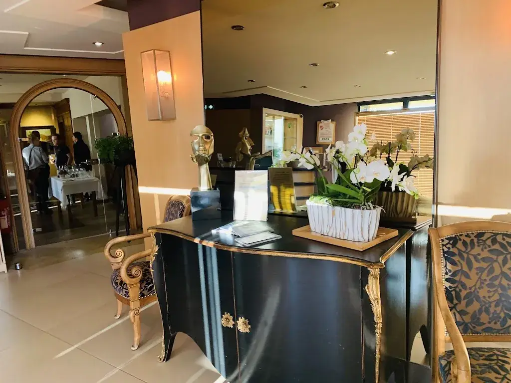 Hôtel Restaurant Au Boeuf Rouge restaurant in Niederschaeffolsheim