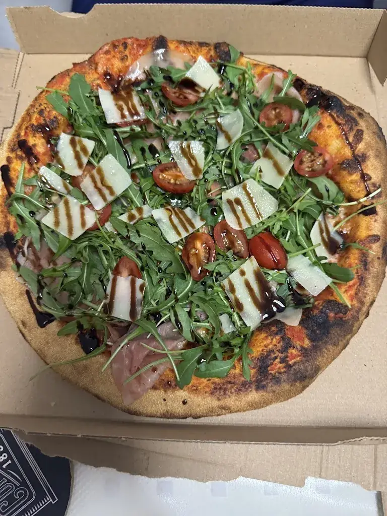 Océane Z_LA PIZZ’ Nilvange_Nilvange_review