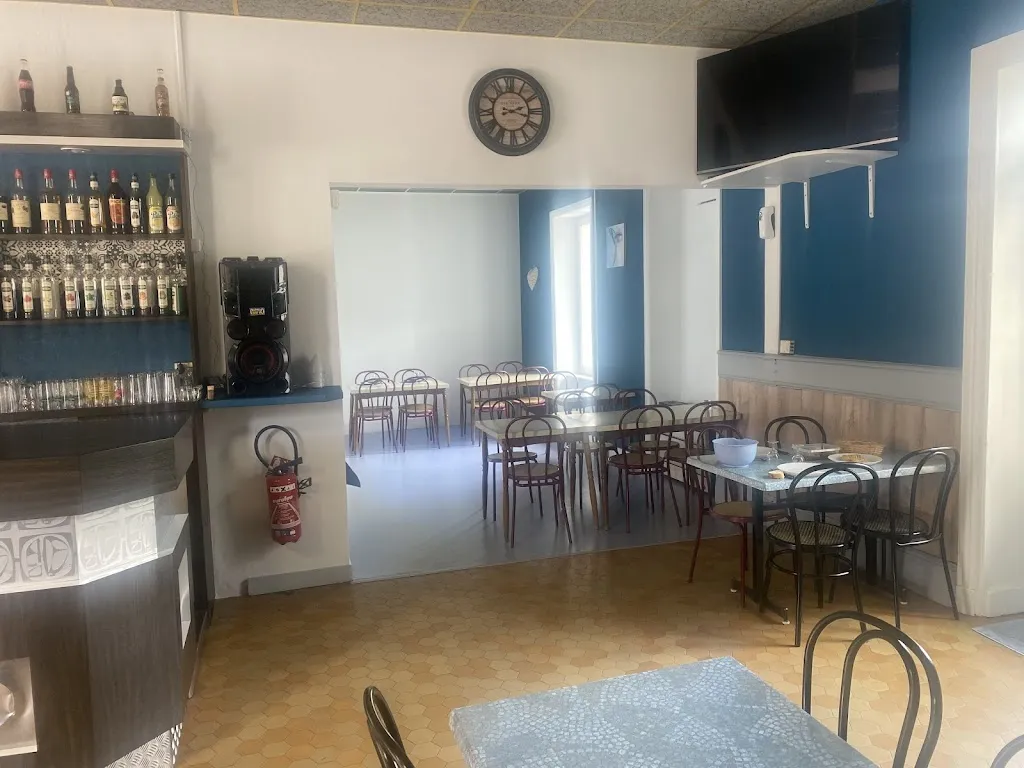 Bar Du Rond Point_Amplepuis_slider_image_2