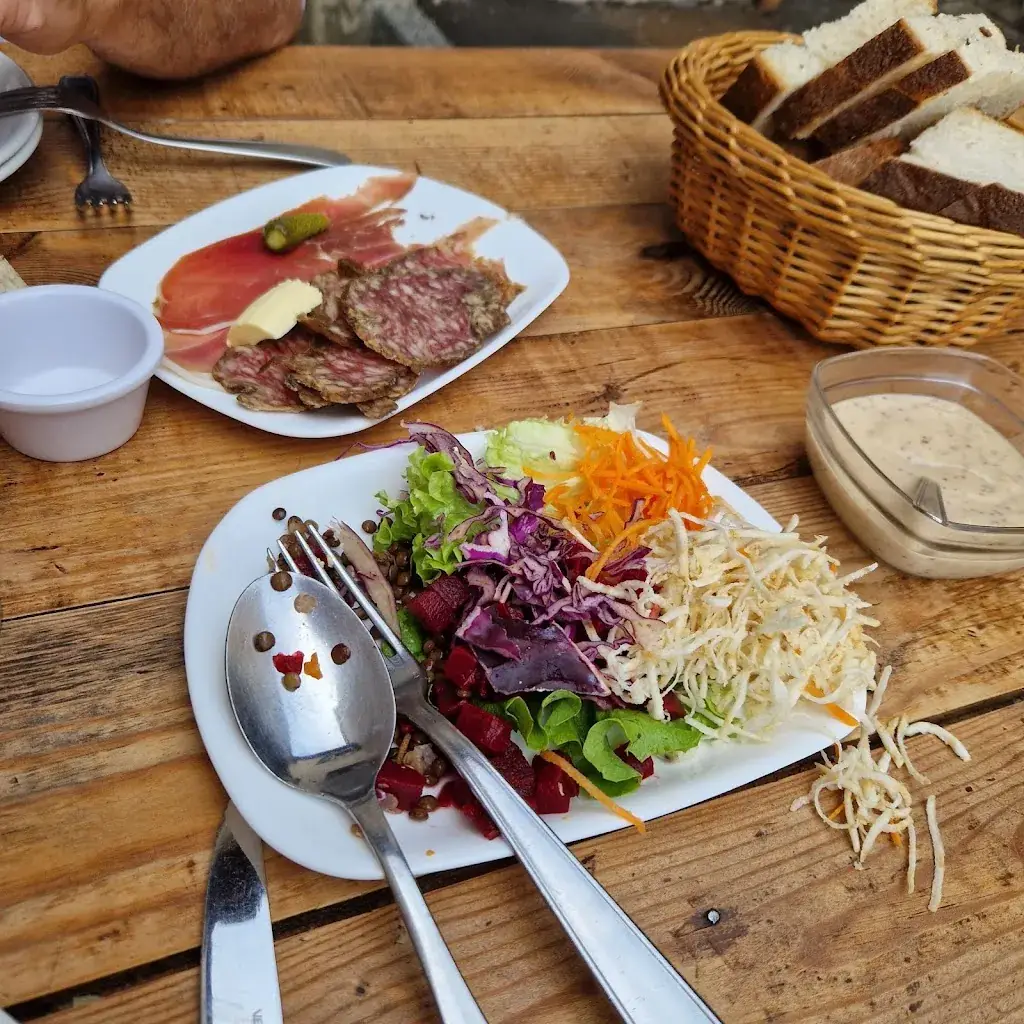 Menu_Auberge la Césarde_Marcilly-le-Châtel_image_7