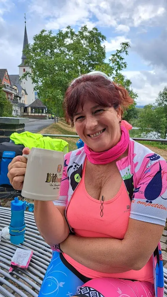 Donatella Gualmini_CAFE DE LA MOSELLE_Norroy-lès-Pont-à-Mousson_review