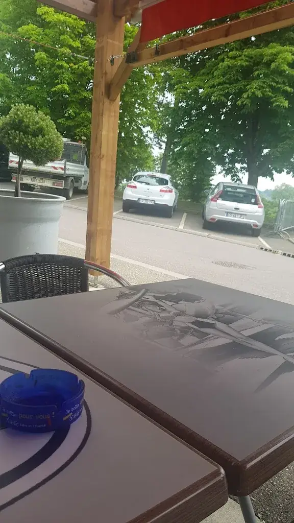 CAFE DE LA MOSELLE_Norroy-lès-Pont-à-Mousson_slider_image_2