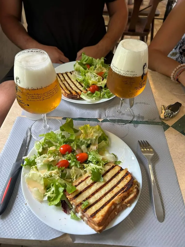 Menu_CHEZ LA PETITE ARTHUR_Nouvion-sur-Meuse_image_2