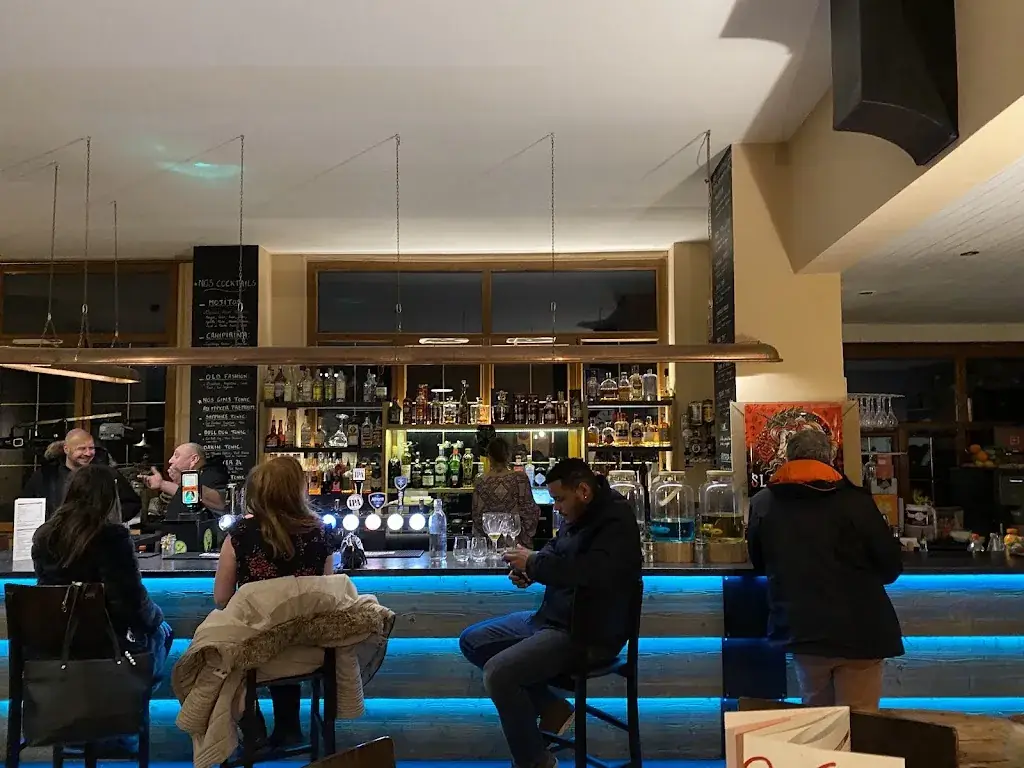 Lyuba Denisova_Le Bis 