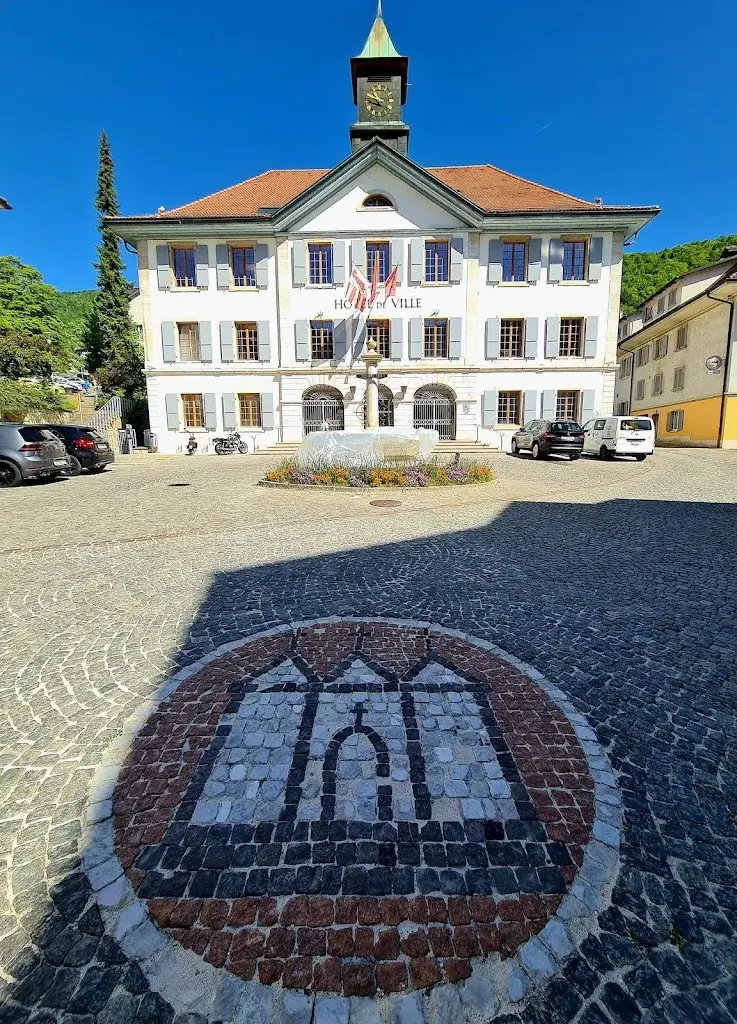 Alain Louis Dougoud_Le Soleil_Moutier_review