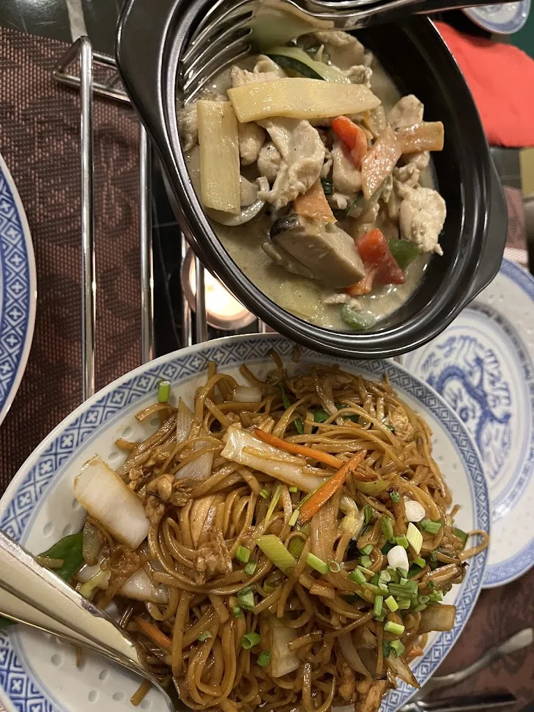 Emma Bürki_Restaurant Hwa Wei Yuan_Moutier_review