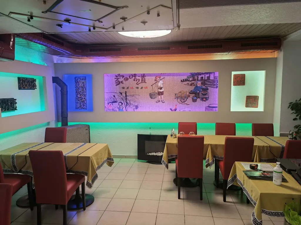 Restaurant Hwa Wei Yuan Restaurant in Moutier