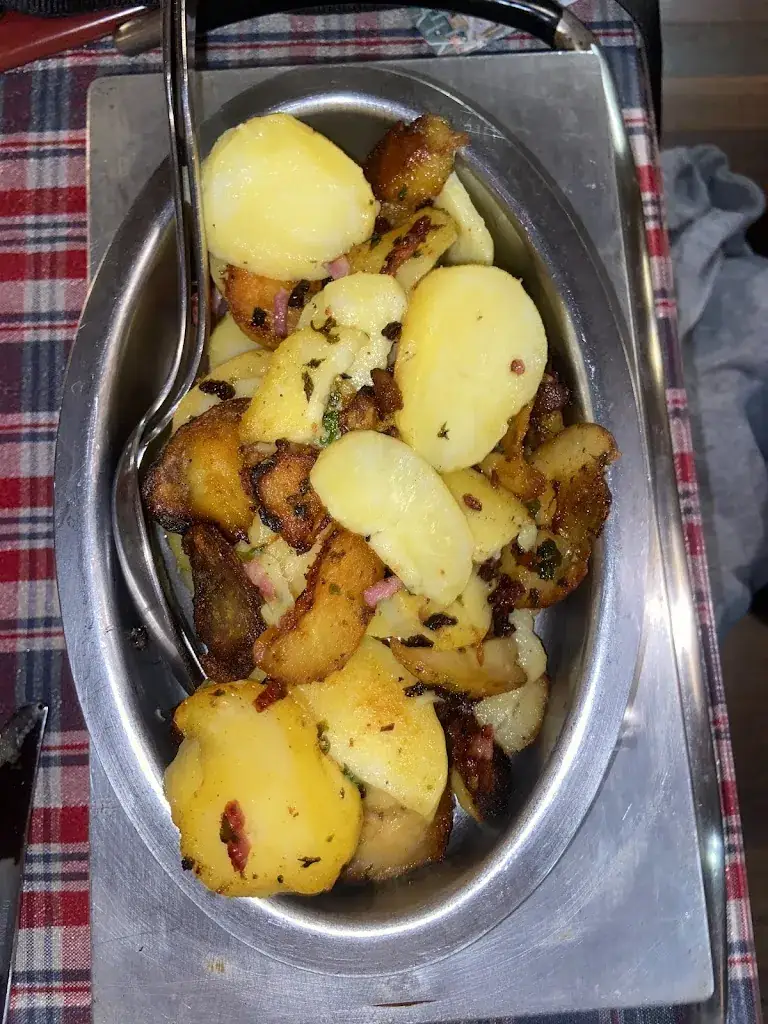 Caterina Ligabue_Restaurant chez Mamema - S'Ochsestuebel (au Boeuf)_Obenheim_review