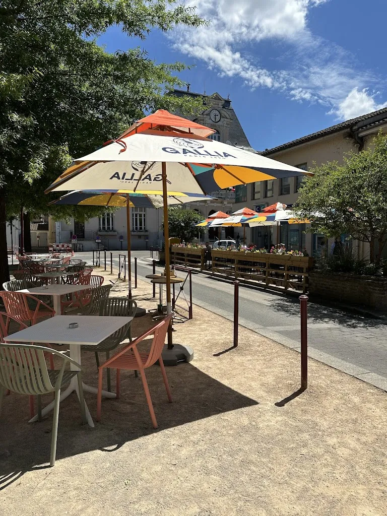 Le République Restaurant in Châtillon-sur-Chalaronne