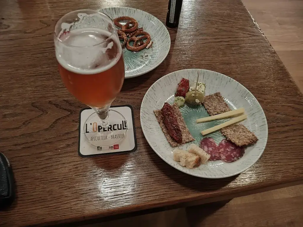 sandrine gd_L'Opercule_Senones_review