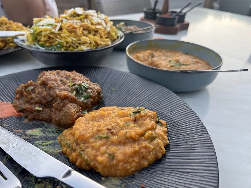 NITENDRA SINGH_La Raajmati_Châteauneuf-Grasse_review