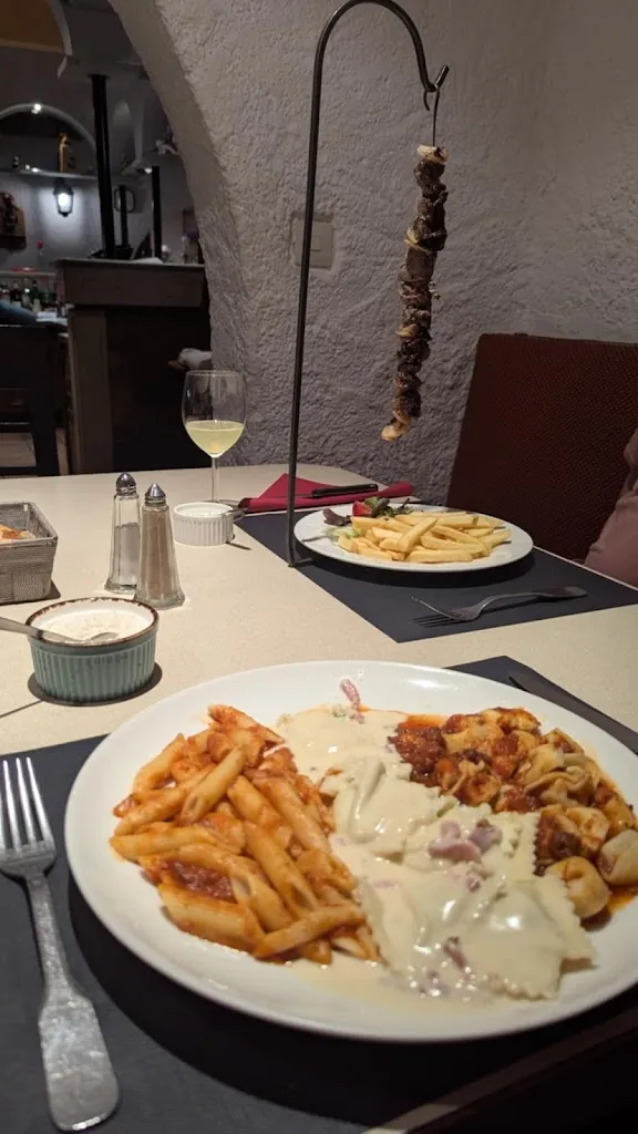 Blaak GriZZli_Restaurant-Pizzeria Le Perroquet_Luxembourg_review